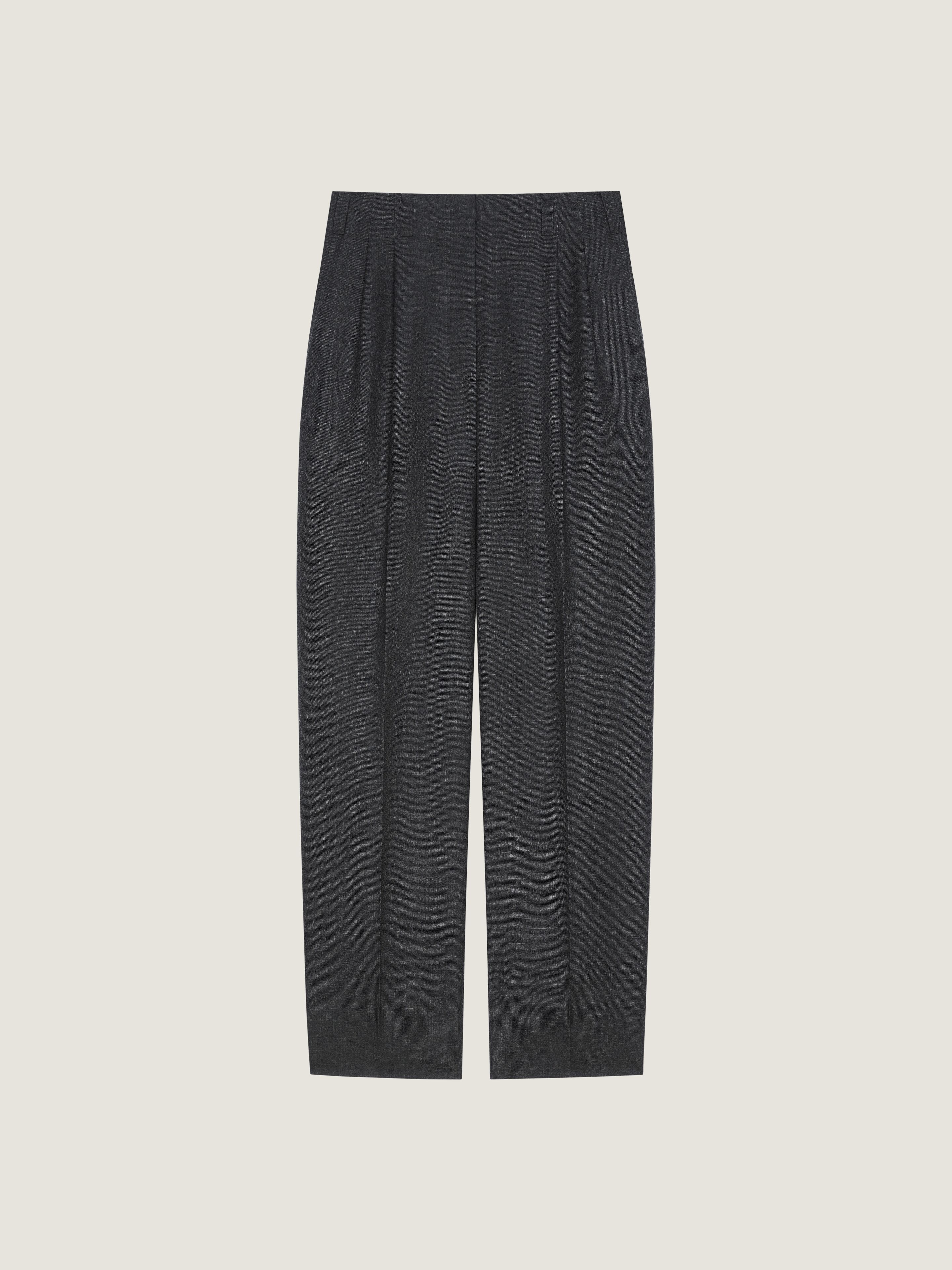 Double pleat pants in wool